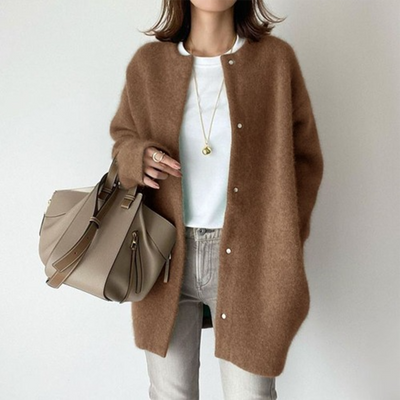 Lea - Elegant Cardigan med Klassisk Design