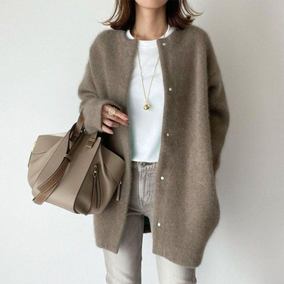 Lea - Elegant Cardigan med Klassisk Design