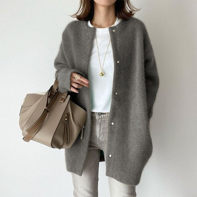 Lea - Elegant Cardigan med Klassisk Design