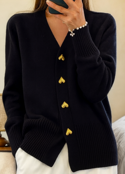 Karla - Blød Cardigan med Hjerteknapper