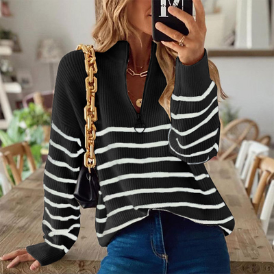 Victoria - Stribet Sweatshirt med Halv Lynlås