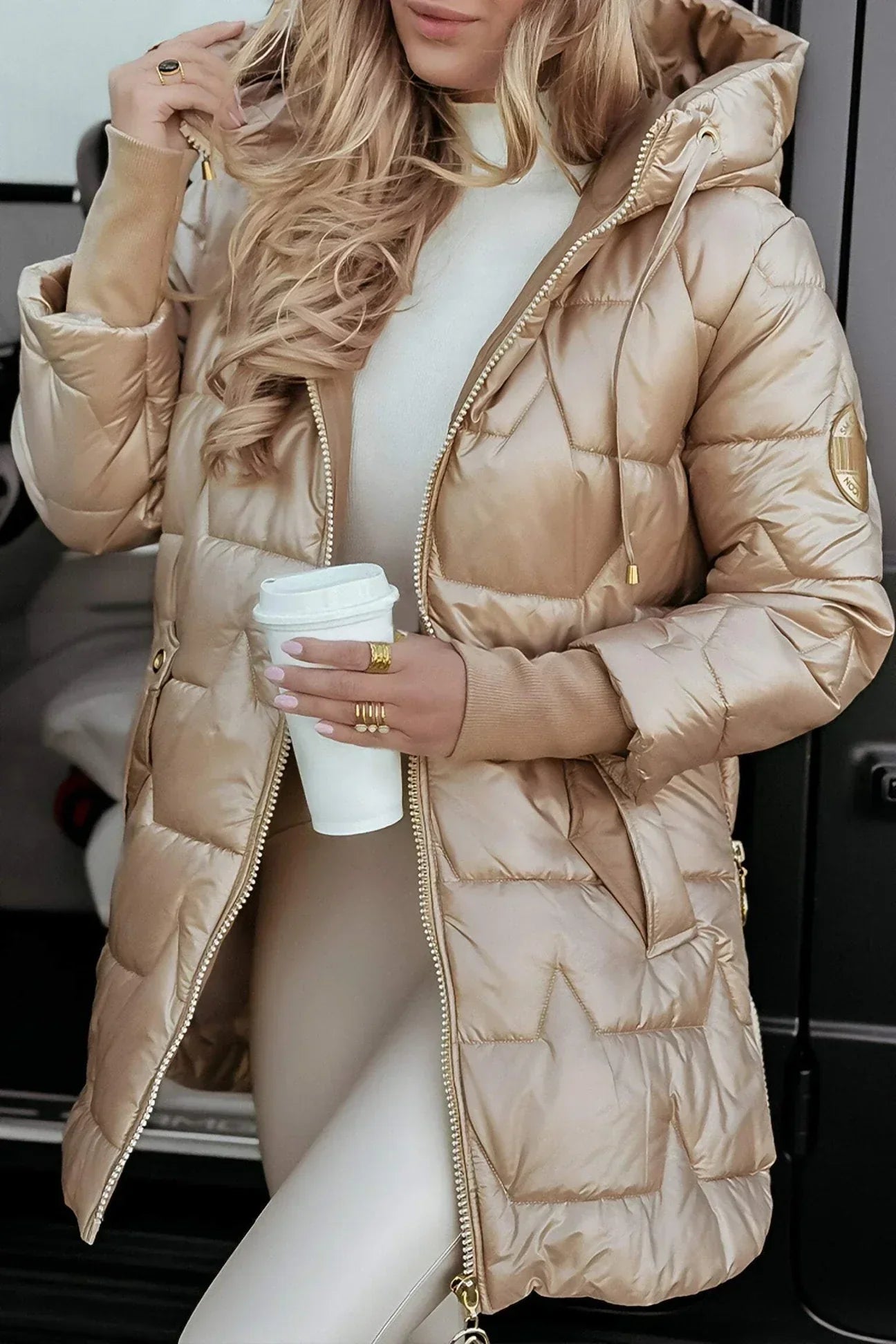 Anna – Damejakke med varm elegance
