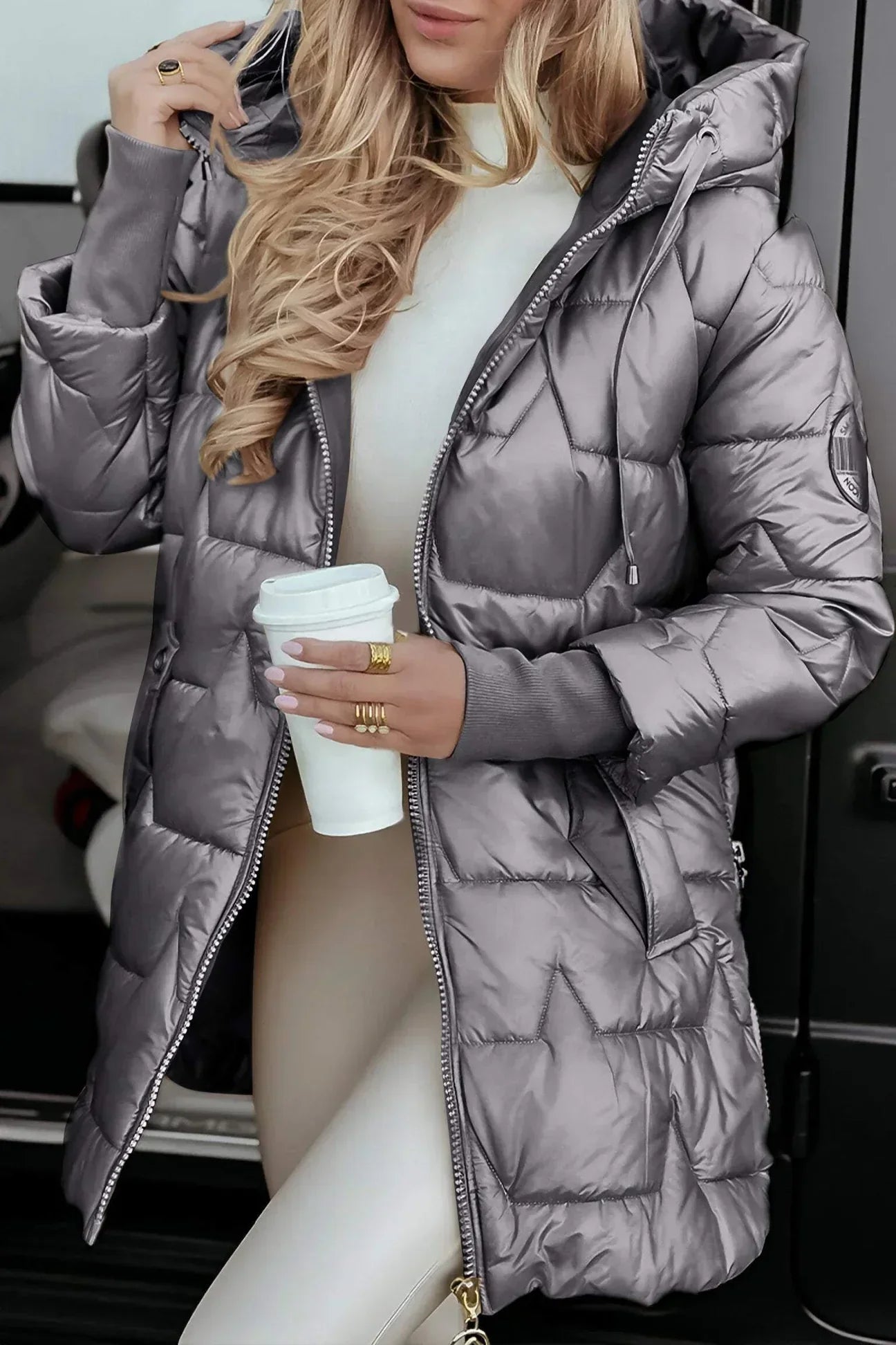Anna – Damejakke med varm elegance